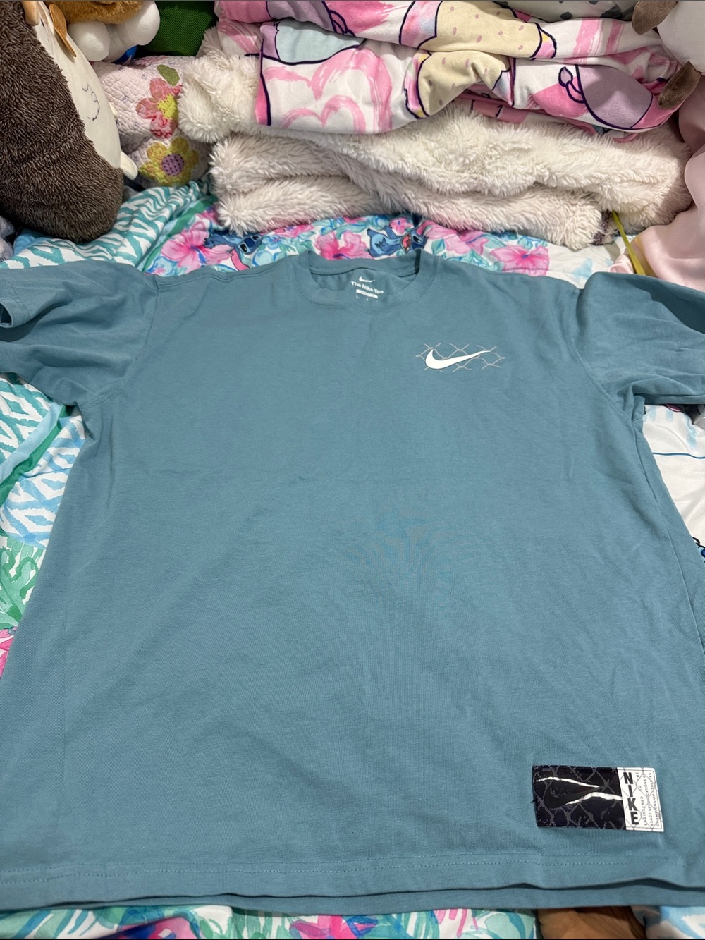 Nike Short-Sleeve Tee in Teal new without tags size L fit L- XL